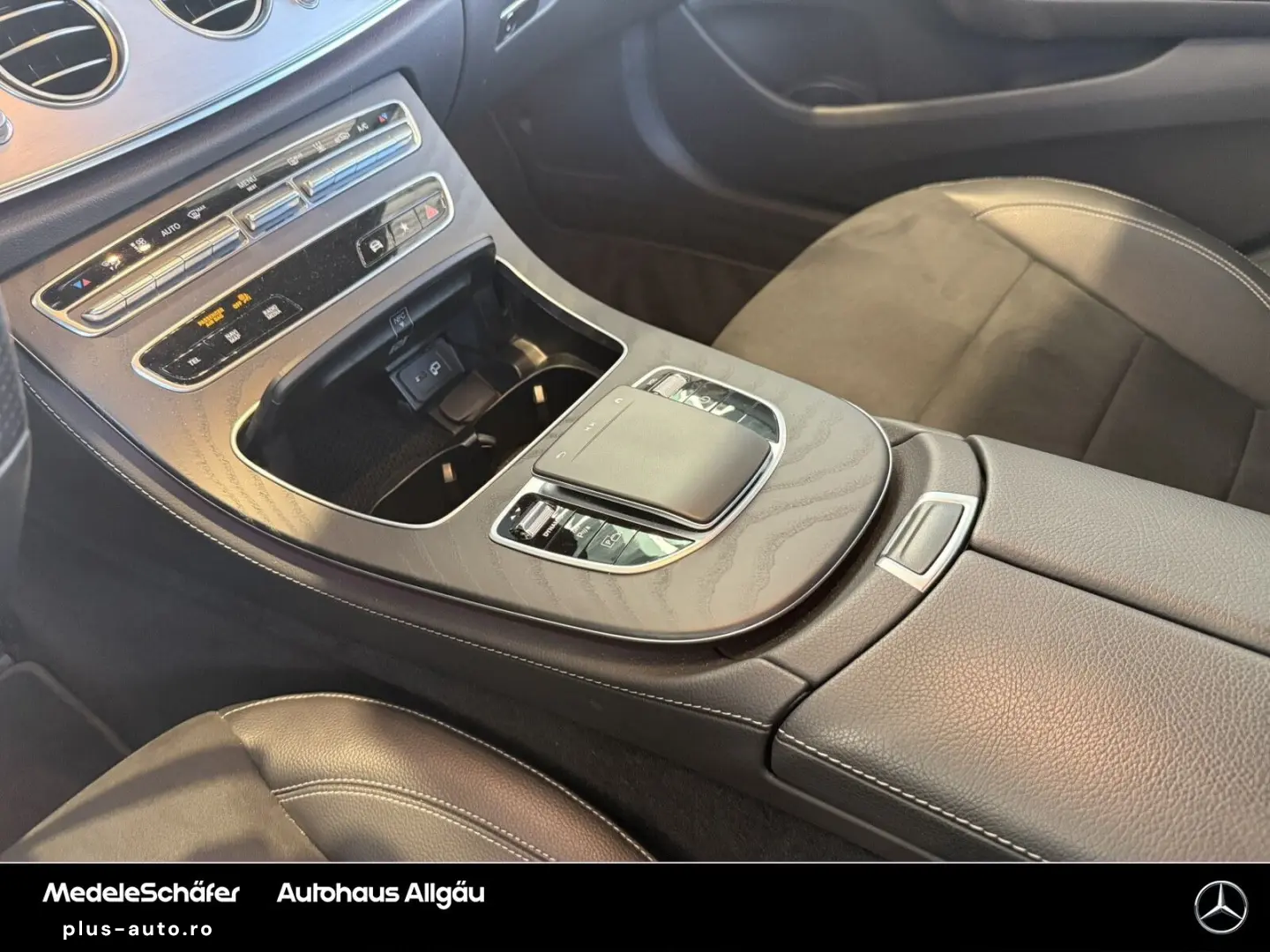 MERCEDES-BENZ E 300 de 4MATIC AMG Night AHK Distro Burm Memo