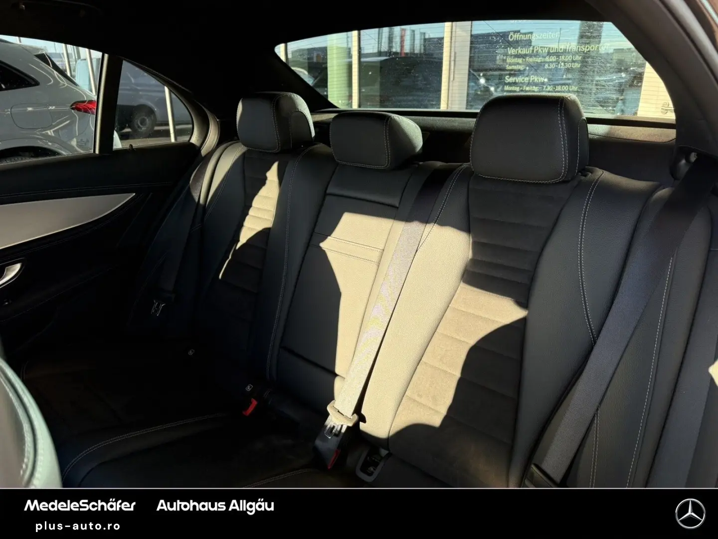 MERCEDES-BENZ E 300 de 4MATIC AMG Night AHK Distro Burm Memo