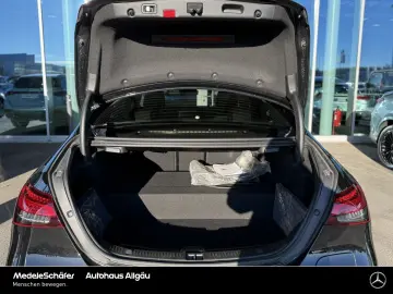 MERCEDES-BENZ E 300 de 4MATIC AMG Night AHK Distro Burm Memo