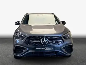 MERCEDES-BENZ GLA 180 7G AMG