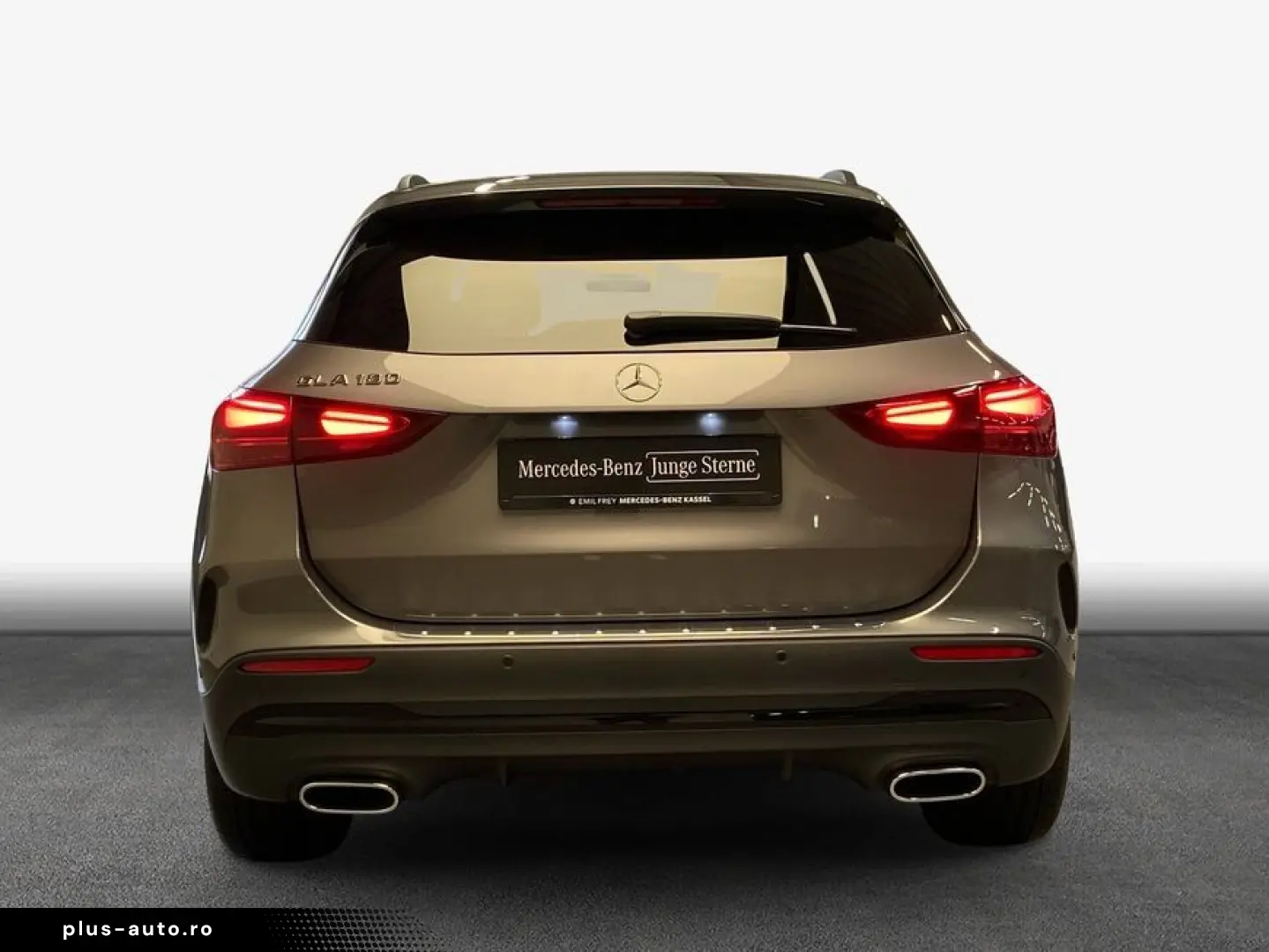 MERCEDES-BENZ GLA 180 7G AMG