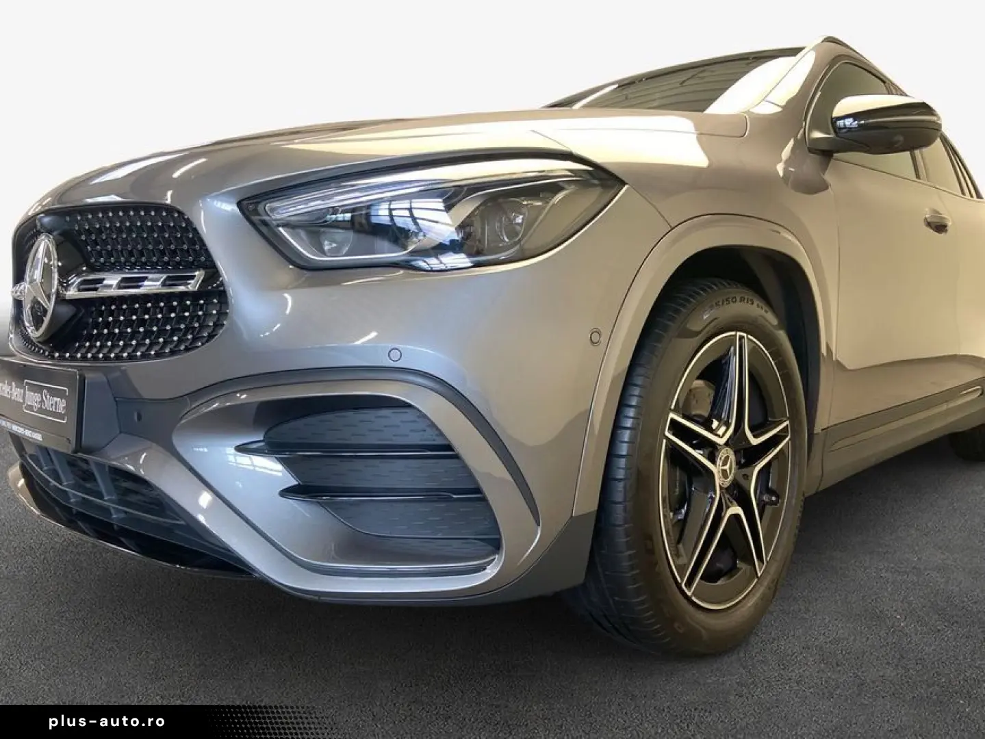 MERCEDES-BENZ GLA 180 7G AMG