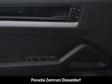PORSCHE Cayenne BOSE Surround-View Abstandstempomat LED