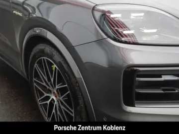 PORSCHE Cayenne E-Hybrid