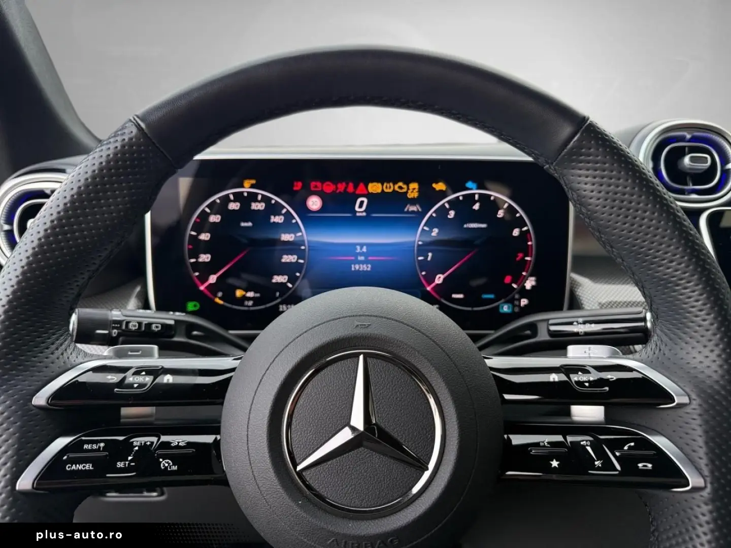 MERCEDES-BENZ GLC 200 4M AMG