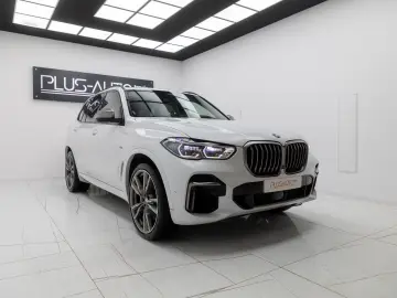 BMW X5 M50i