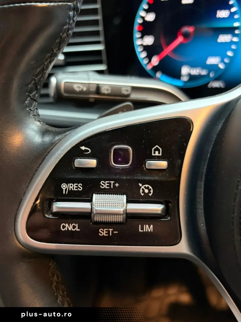 MERCEDES-BENZ GLE 300d 4Matic AMG