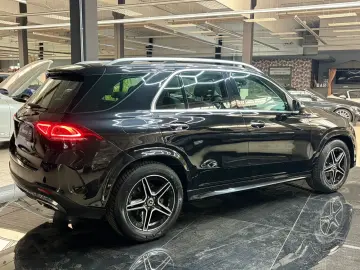 MERCEDES-BENZ GLE 300d 4Matic AMG