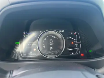 LEXUS UX 250H F-SPORT-DESIGN CARPLAY 15 JAHRE GARA