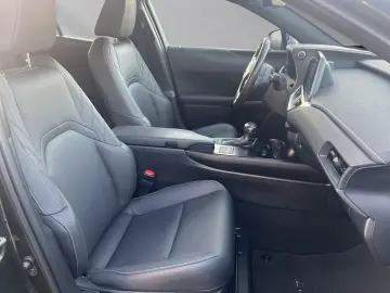 LEXUS UX 250h F-SPORT-D. 1HD ALLW  15J-GARANTIE