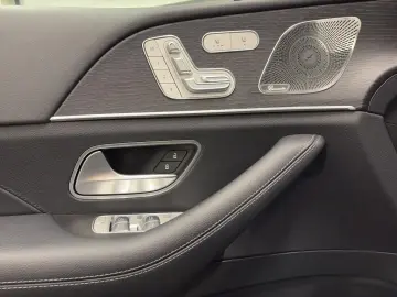 MERCEDES-BENZ GLE 300 d 4M AMG