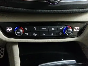 OPEL INSIGNIA SPORT TOURER 4X4 2.0CDTI 210CP 2018