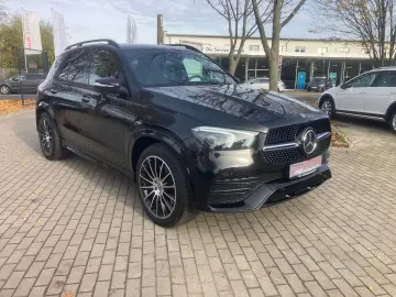 MERCEDES-BENZ GLE 400 d 4Matic AMG-Line PanoDach AHZV LED