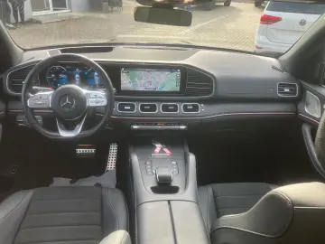 MERCEDES-BENZ GLE 400 d 4Matic AMG-Line PanoDach AHZV LED