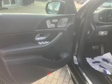MERCEDES-BENZ GLE 400 d 4Matic AMG-Line PanoDach AHZV LED