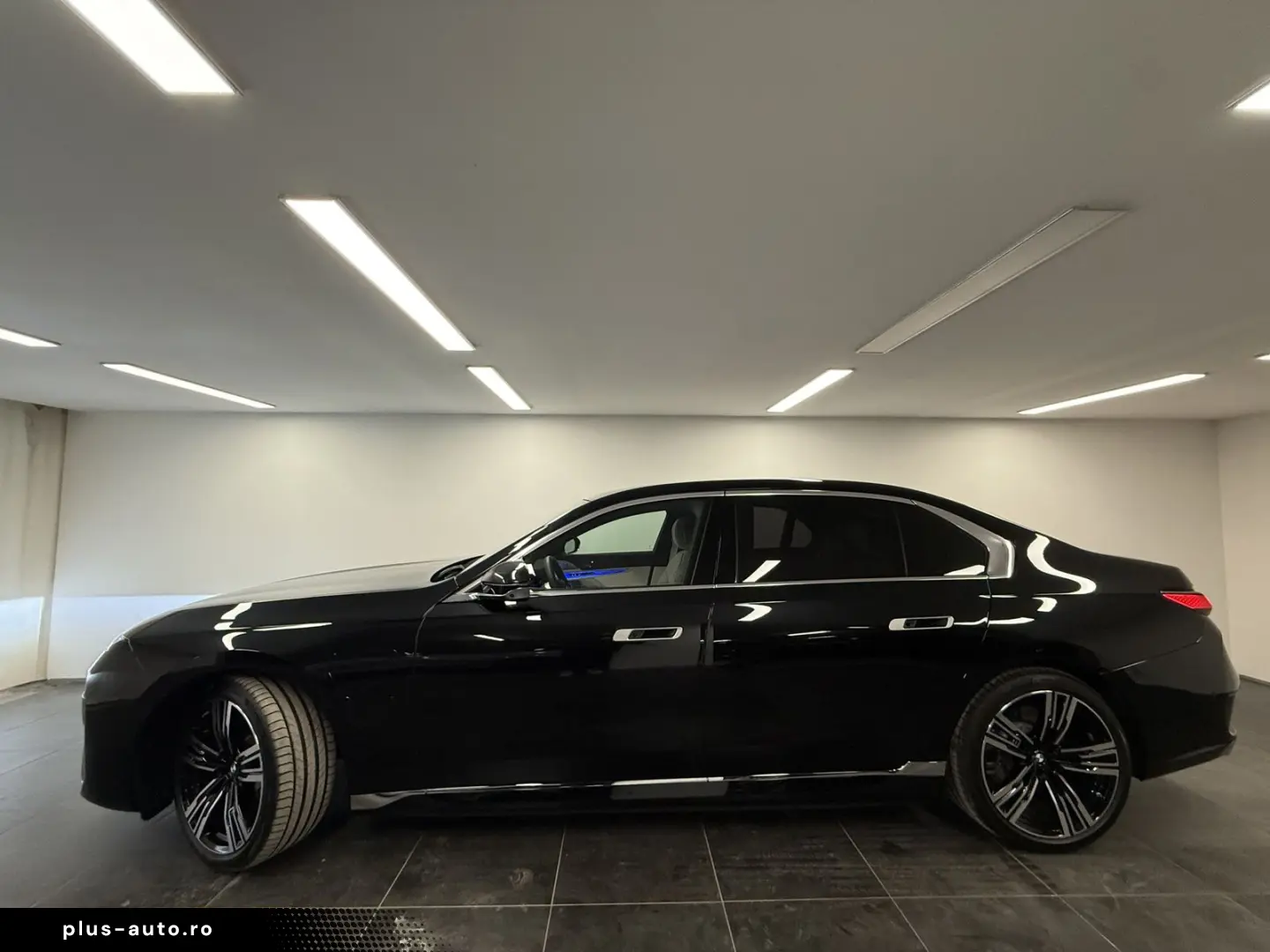 BMW 750e xDrive Lim. B&W Pano. DA. Prof. PA. Prof. M