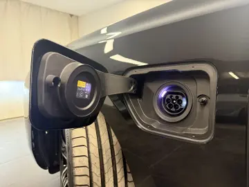 BMW 750e xDrive Lim. B&W Pano. DA. Prof. PA. Prof. M