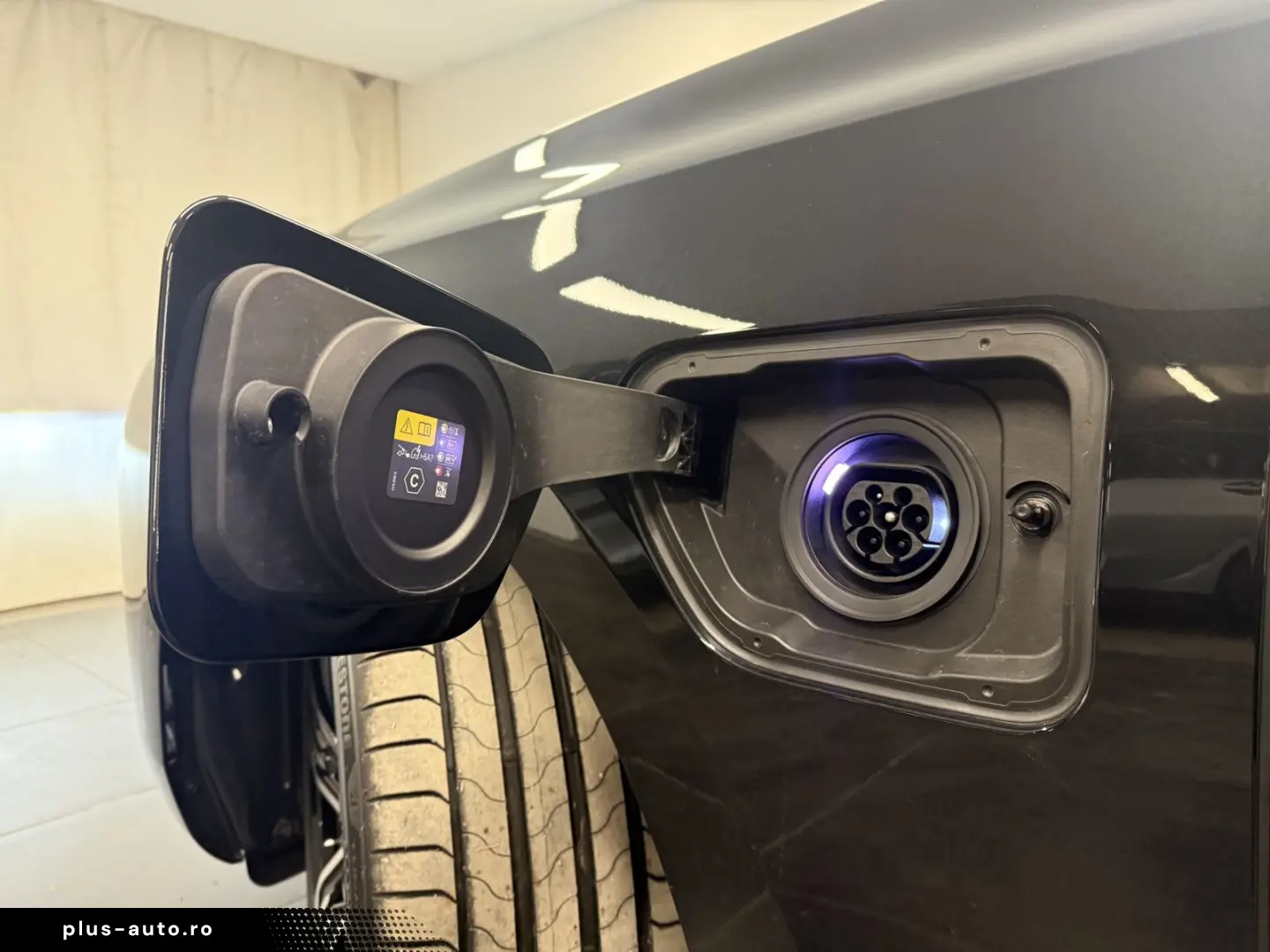 BMW 750e xDrive Lim. B&W Pano. DA. Prof. PA. Prof. M