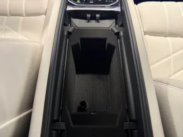 BMW 750e xDrive Lim. B&W Pano. DA. Prof. PA. Prof. M