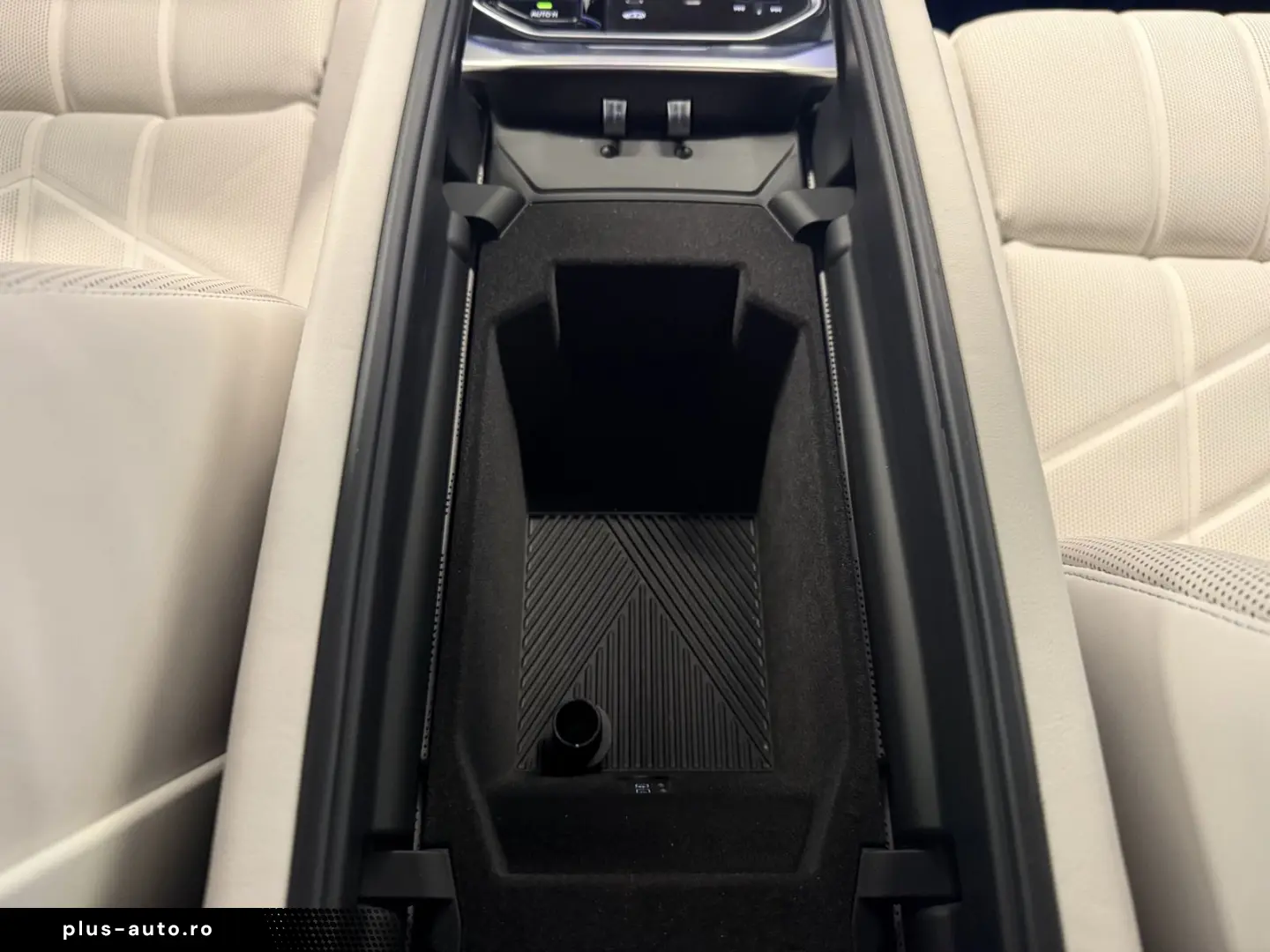 BMW 750e xDrive Lim. B&W Pano. DA. Prof. PA. Prof. M