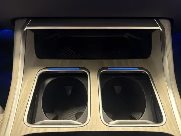 BMW 750e xDrive Lim. B&W Pano. DA. Prof. PA. Prof. M