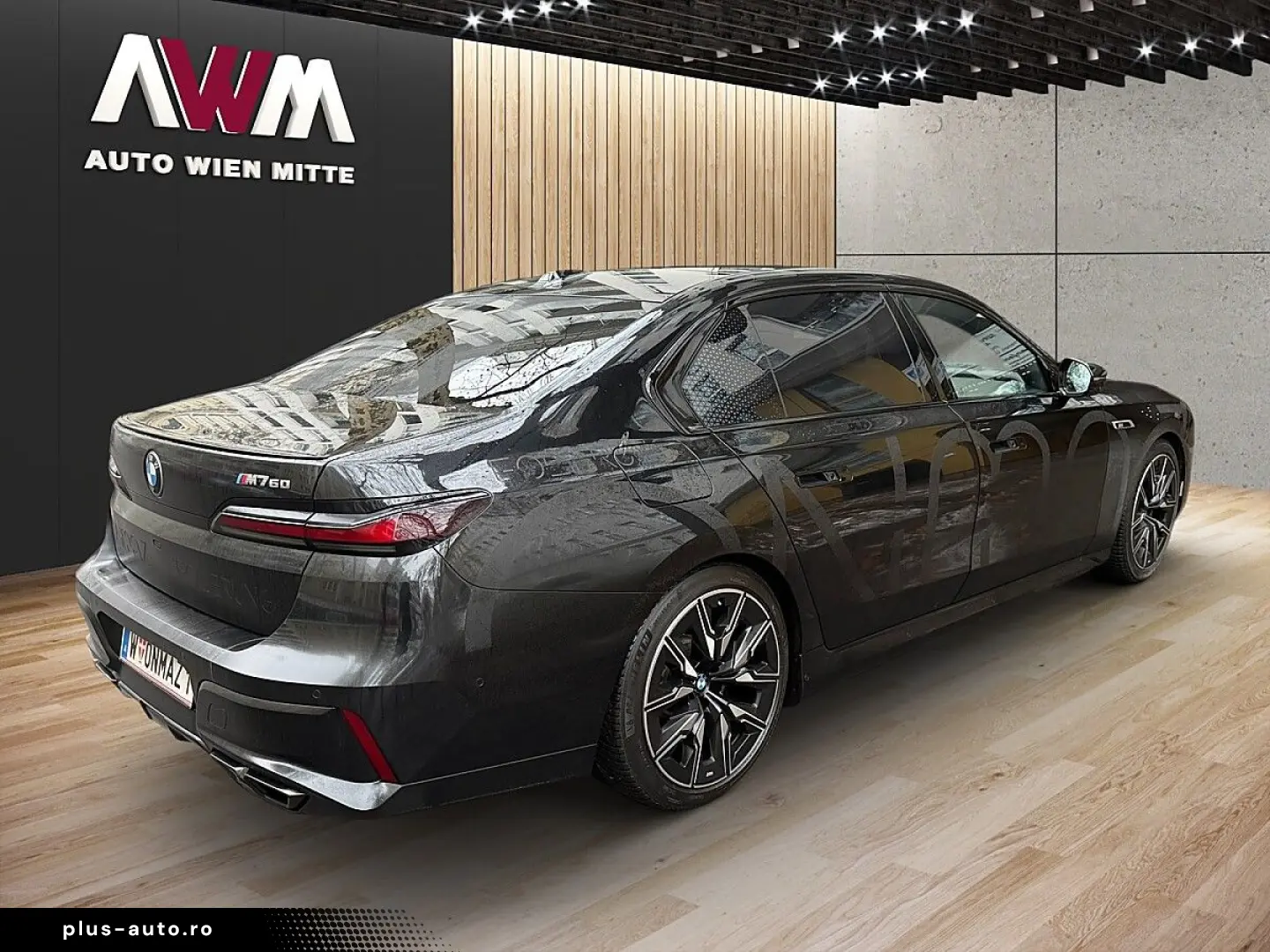 BMW M760e xDrive Limousine 18 7 kWh Aut.