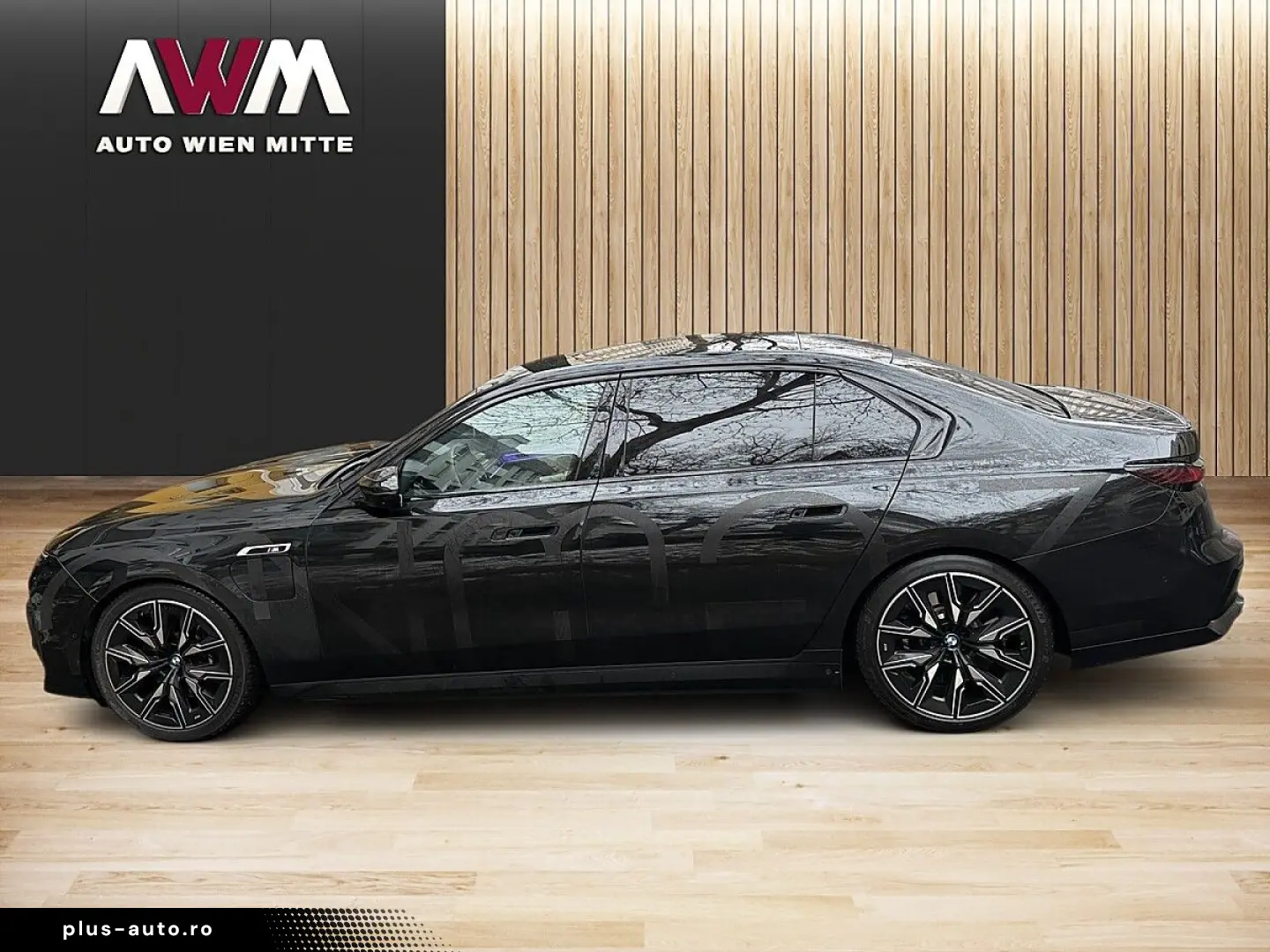 BMW M760e xDrive Limousine 18 7 kWh Aut.