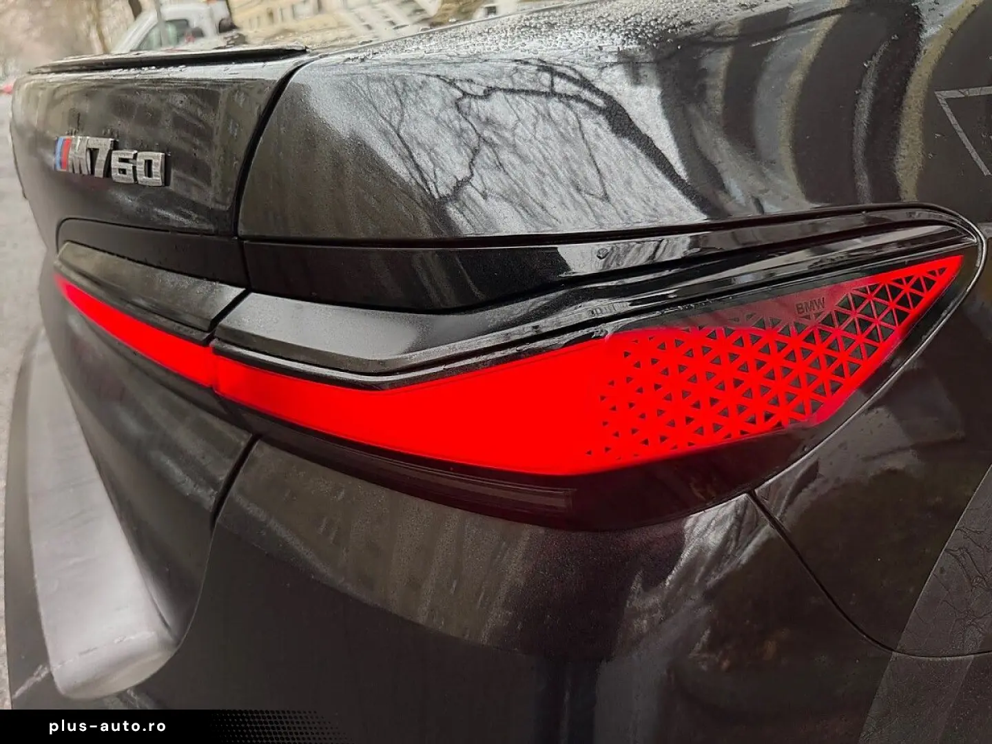 BMW M760e xDrive Limousine 18 7 kWh Aut.