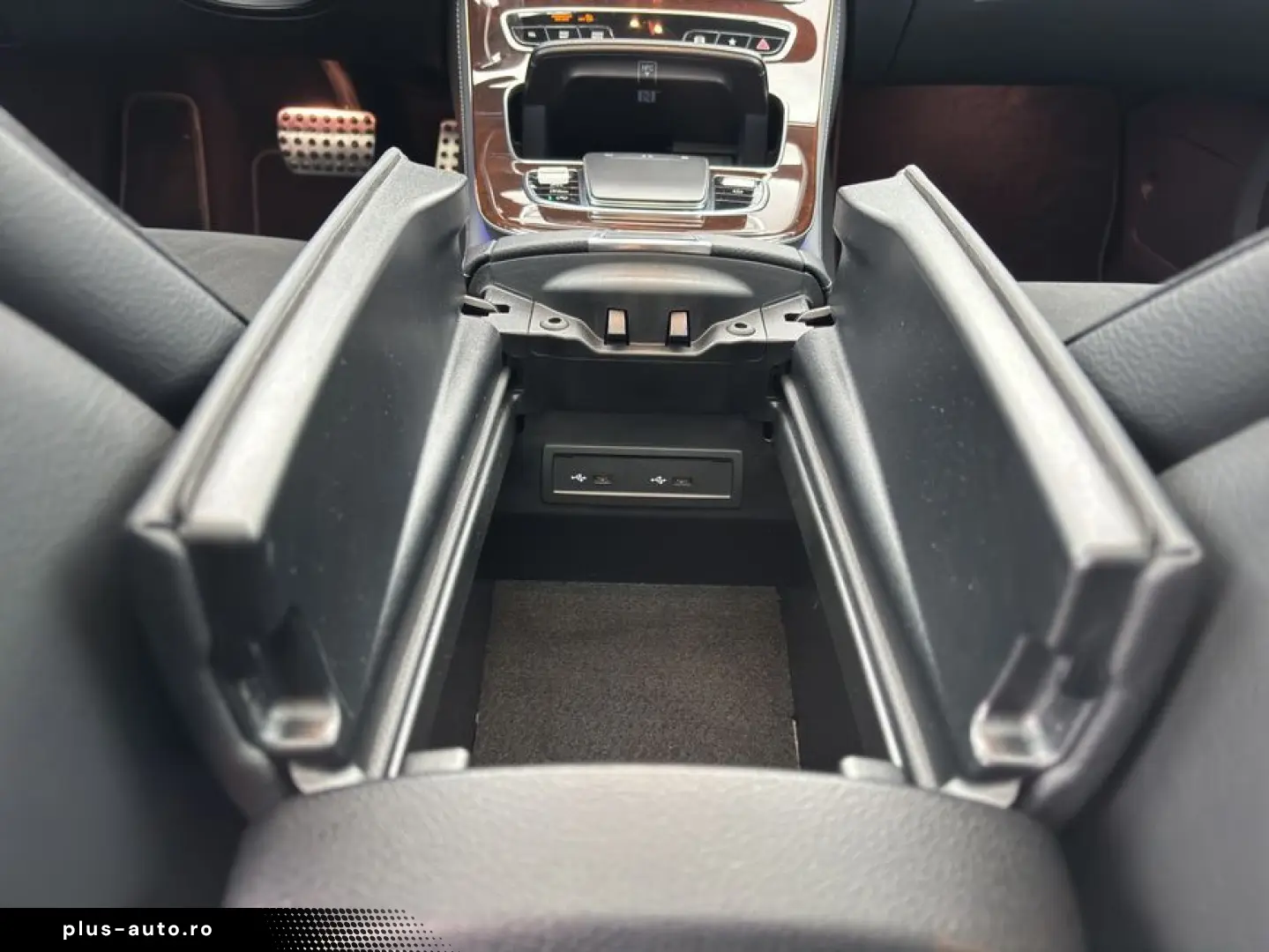 MERCEDES-BENZ E 300 d 4M AMG HuD Pano Standheizung