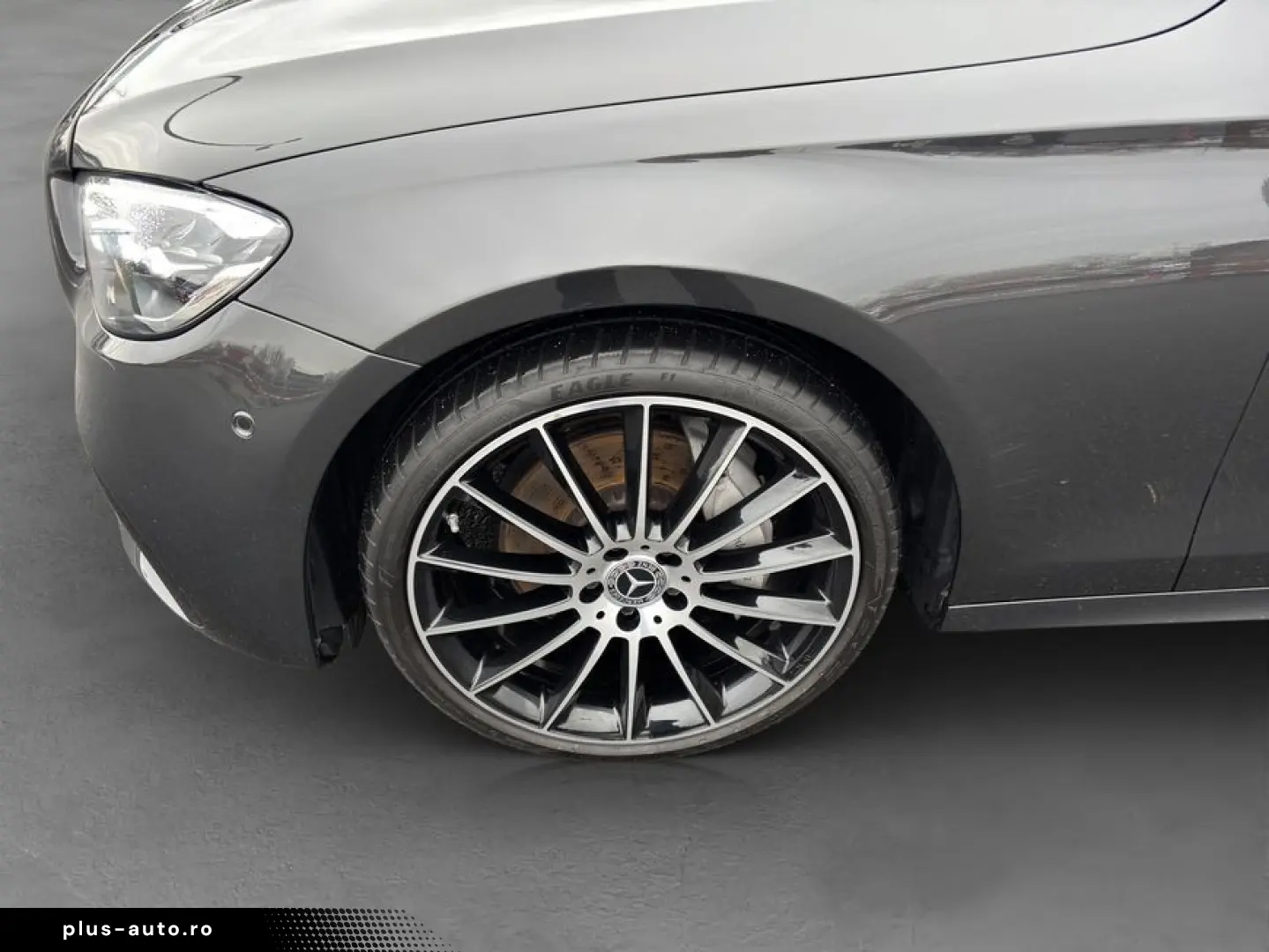 MERCEDES-BENZ E 300 d 4M AMG HuD Pano Standheizung