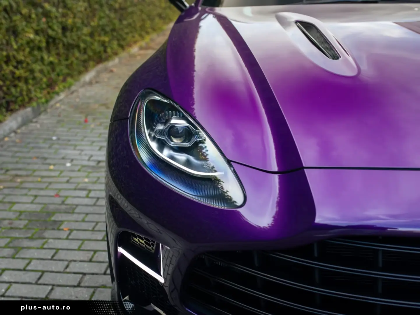 FACELIFT ASTON MARTIN DBX 707 PURPLE STORM 2025