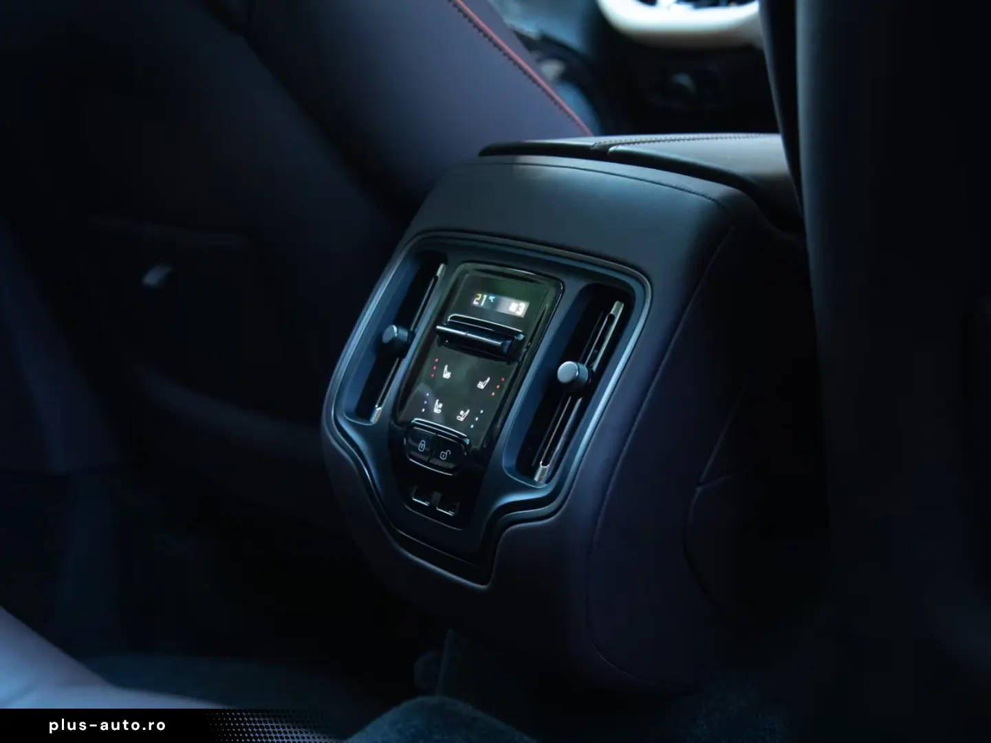 FACELIFT ASTON MARTIN DBX 707 PURPLE STORM 2025