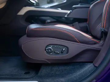 FACELIFT ASTON MARTIN DBX 707 PURPLE STORM 2025