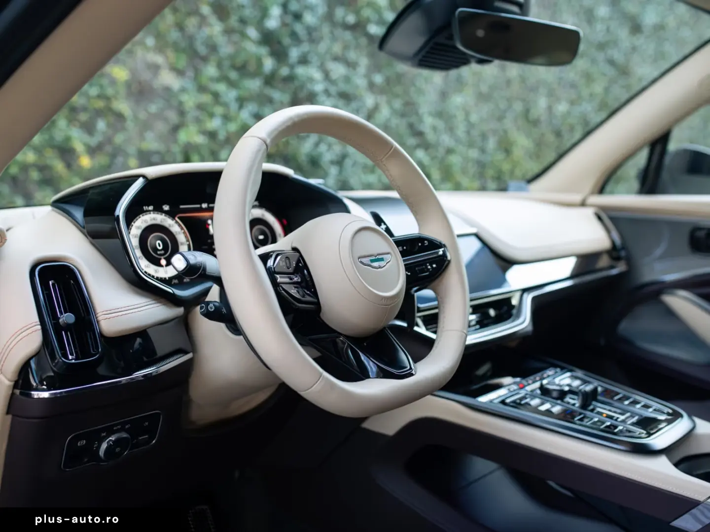 FACELIFT ASTON MARTIN DBX 707 PURPLE STORM 2025