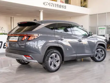 Hyundai Tucson 1.6T-GDi 239CP Hybrid 2WD 6AT Style