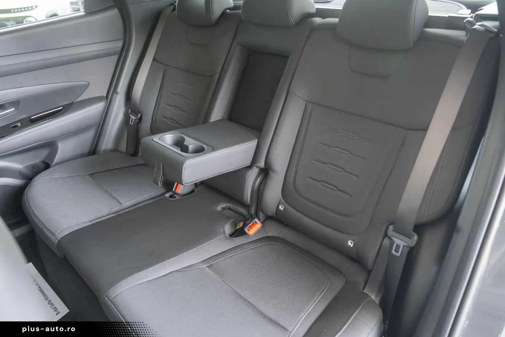 Hyundai Tucson 1.6T-GDi 239CP Hybrid 2WD 6AT Style