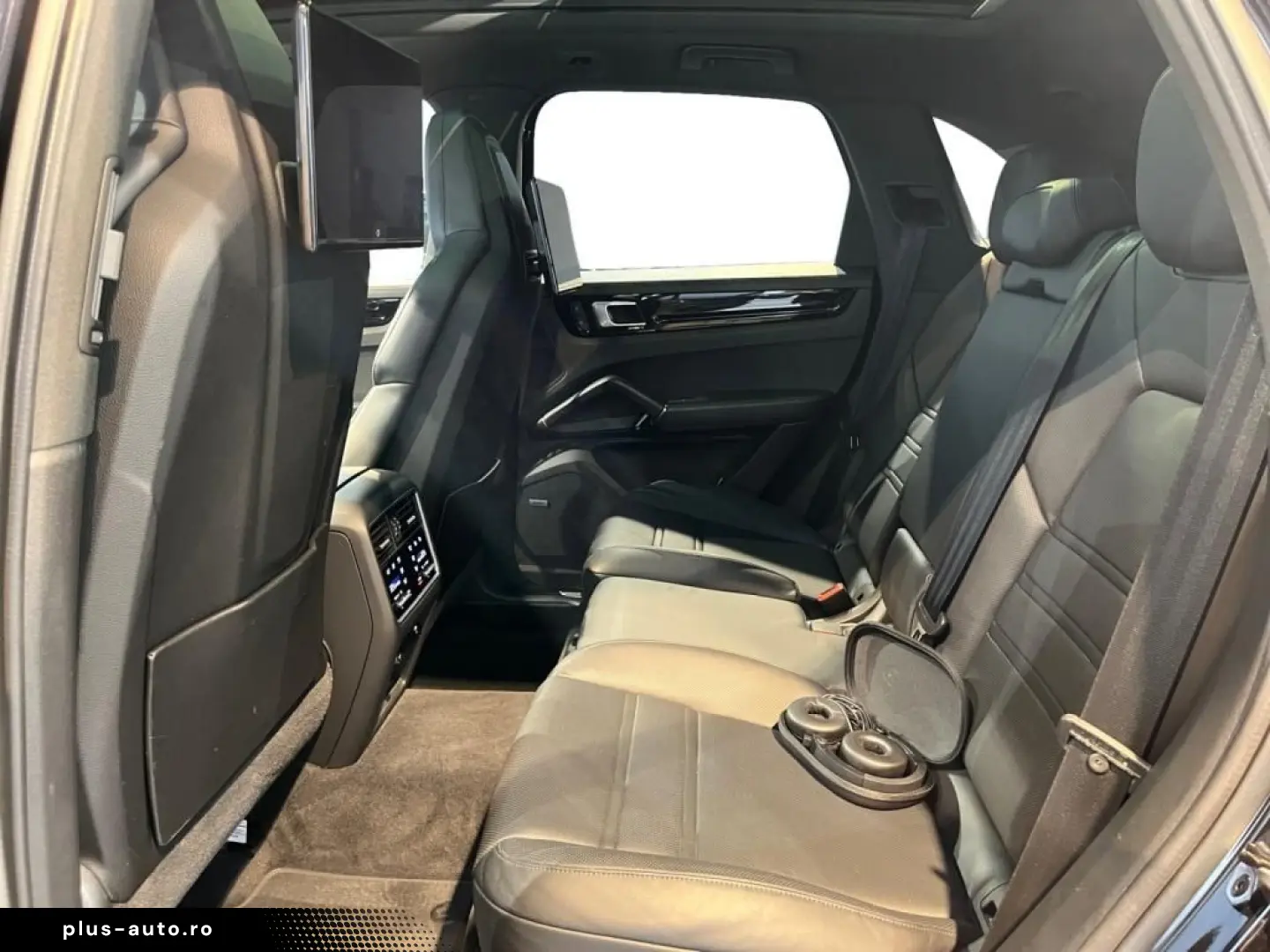 PORSCHE Cayenne S Fahrassist AHK HUD Pano Perf-AGA SHD