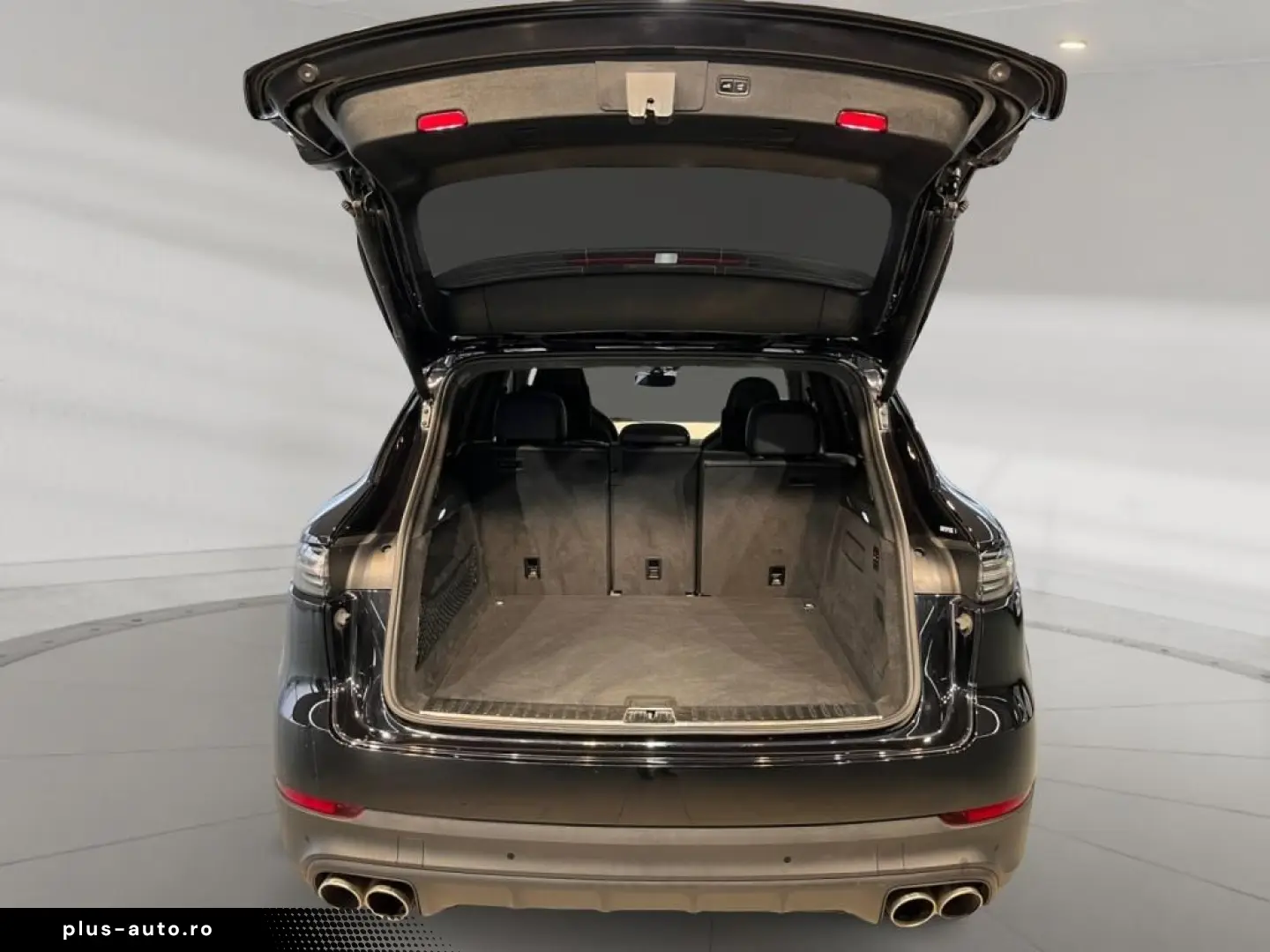 PORSCHE Cayenne S Fahrassist AHK HUD Pano Perf-AGA SHD