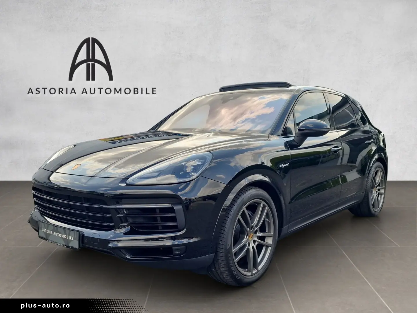 PORSCHE Cayenne E-Hybrid HuD Pano SoftClose Luft Bose 14