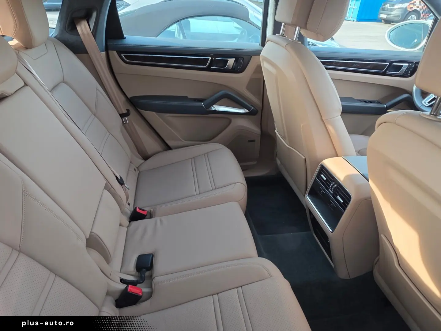 PORSCHE Cayenne Coupe Turbo HuD Inno Matrix Panorama