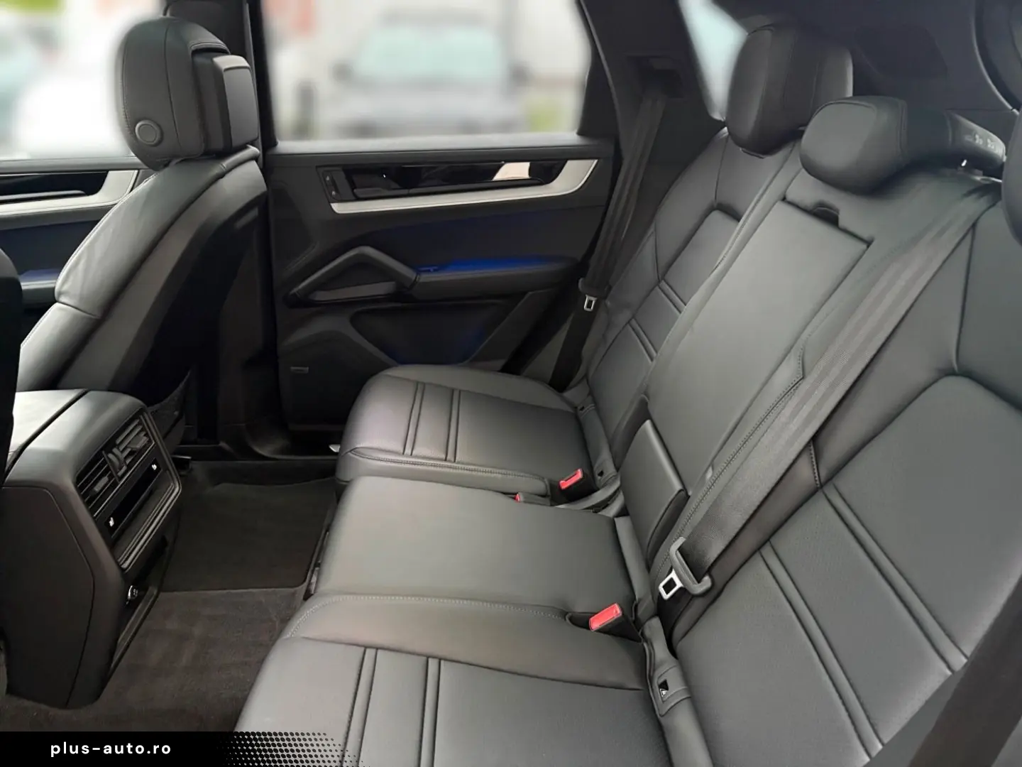 PORSCHE Cayenne E-Hybrid Pano Head-Up Bose Komfortsitze