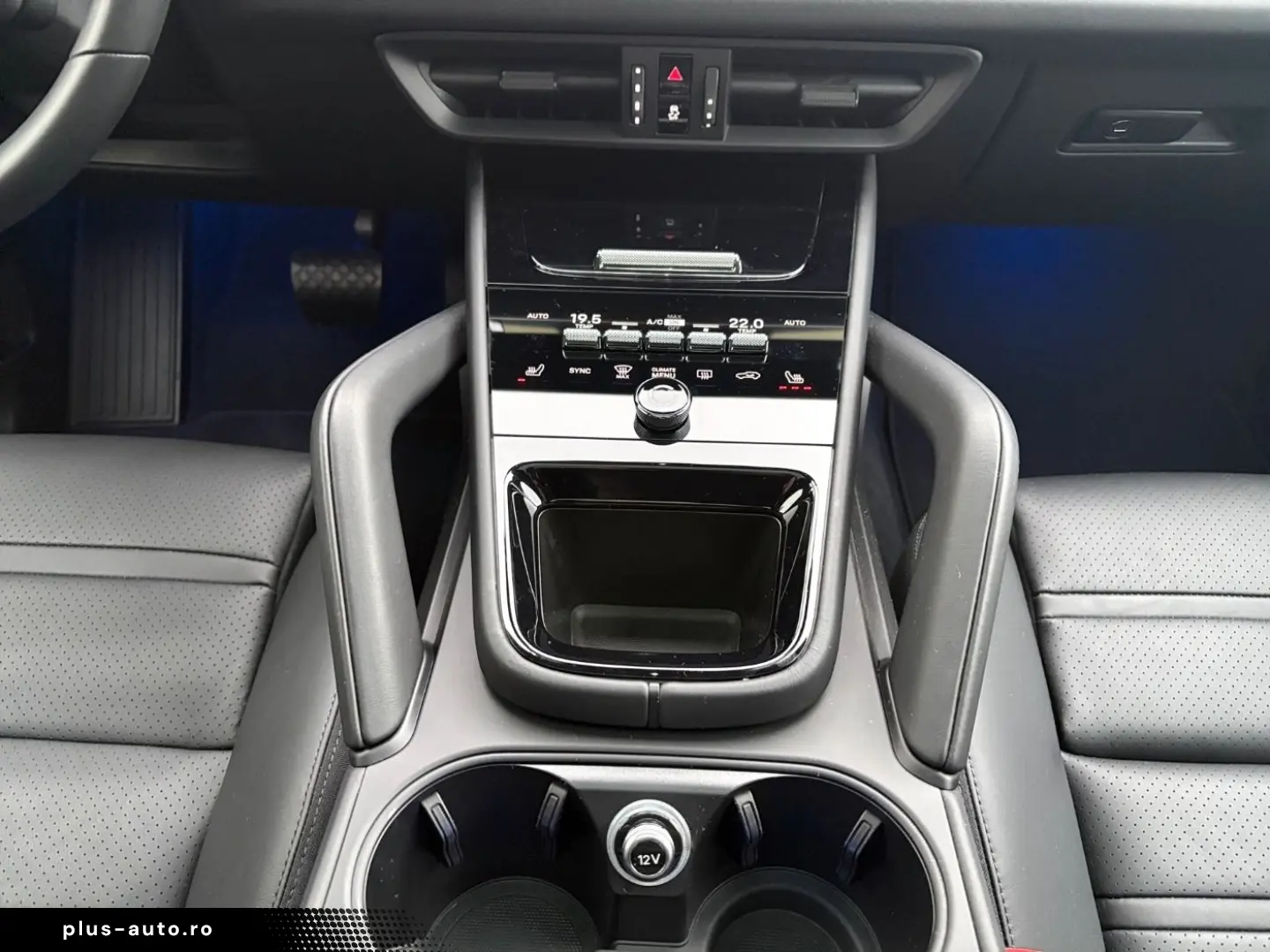 PORSCHE Cayenne E-Hybrid Pano Head-Up Bose Komfortsitze