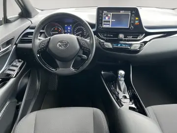 TOYOTA C-HR 2.0 Hybrid Team D