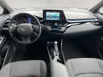 TOYOTA C-HR 2.0 Hybrid Team D