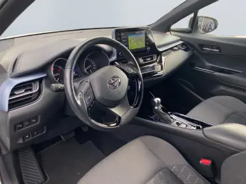 TOYOTA C-HR 2.0 Hybrid Team D  LED Navi CAM CarPlay SHZ