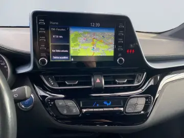 TOYOTA C-HR 2.0 Hybrid Team D  LED Navi CAM CarPlay SHZ