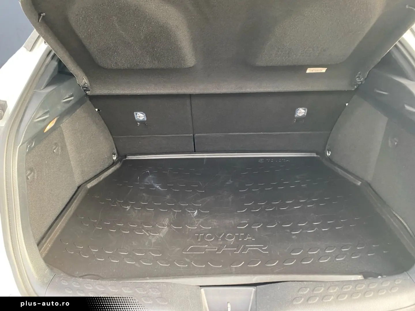 TOYOTA C-HR 2.0 Hybrid Team D  LED Navi CAM CarPlay SHZ