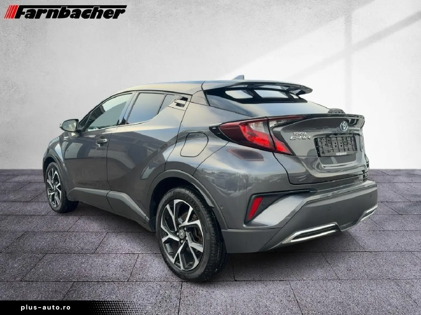 TOYOTA C-HR 2 0 Hybrid Team D