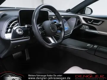 MERCEDES-BENZ E 220 d S-SCREEN PANO SOUND BEIGE AMG Line Adv