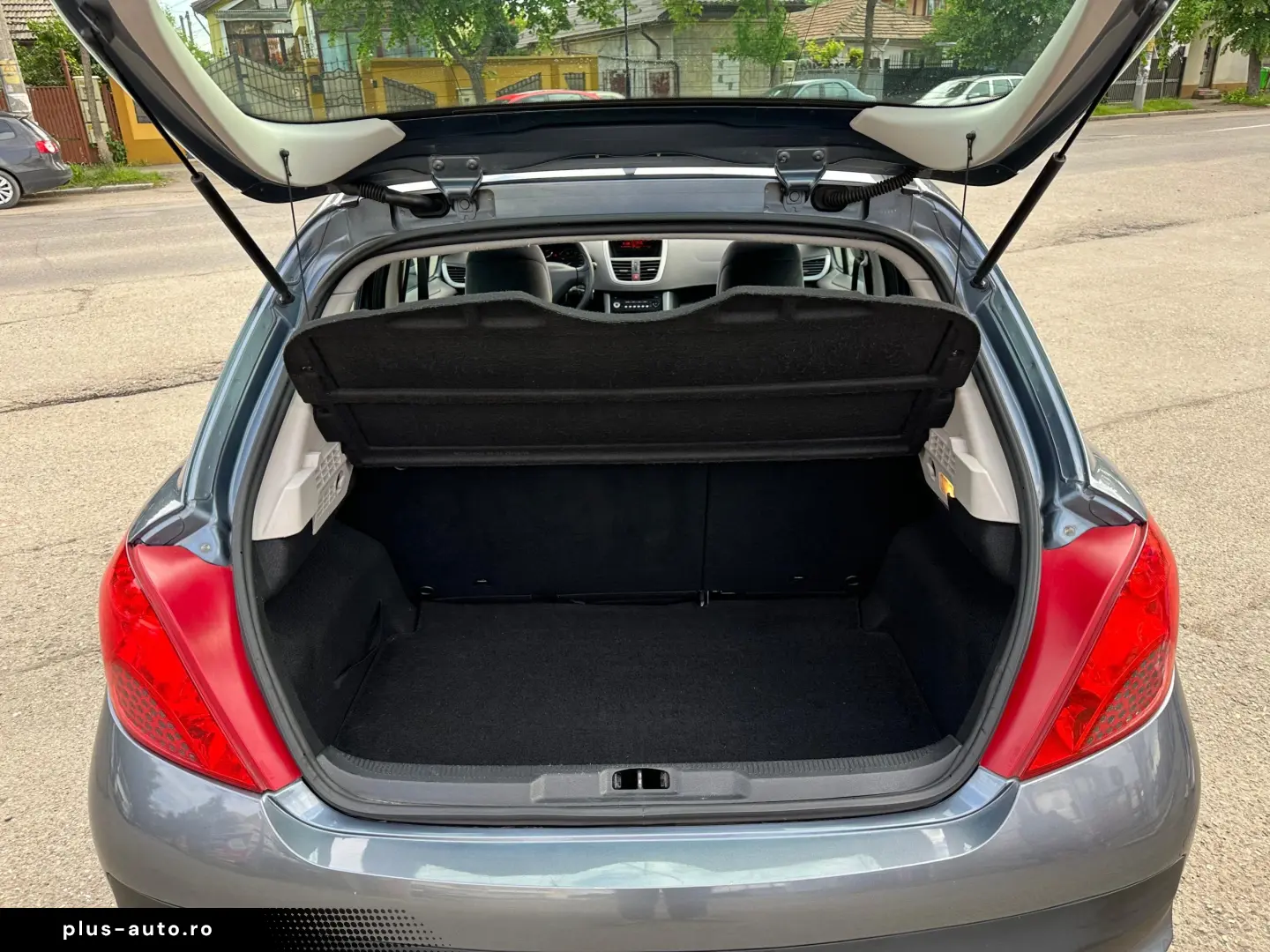 PEUGEOT 207   1 4 BENZINA